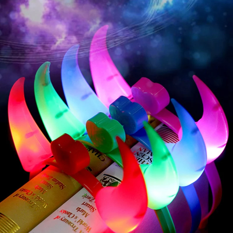 5 Pieces Of Luminous Stereo Devil'S Horns Ear Clips Women'S Headband Lights Halloween Party Hair Band |