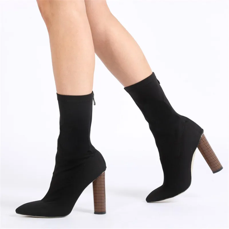 Женские ботильоны из эластичной ткани на высоком массивном каблуке с острым