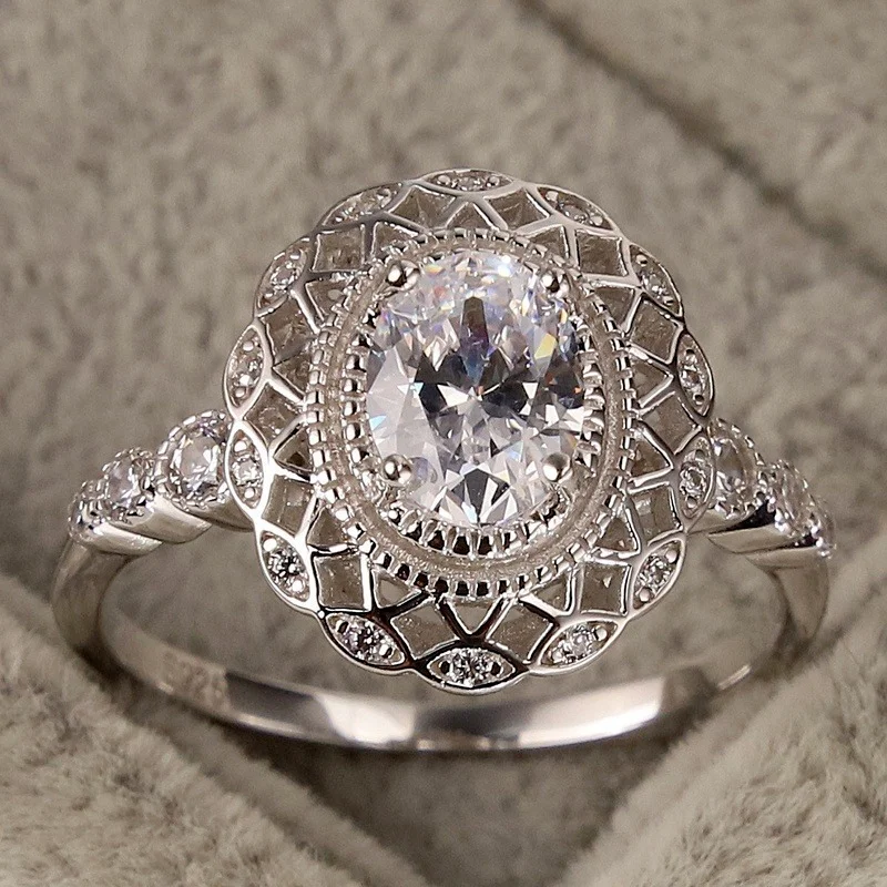 

Oval diamond ring with exaggerated design