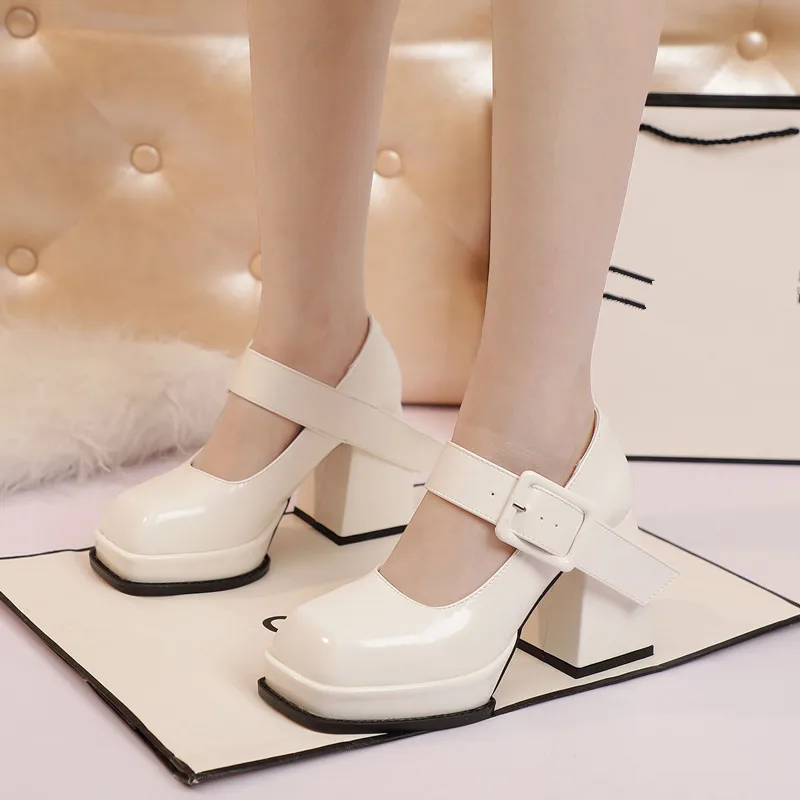 Женские туфли лодочки Termainoov с квадратным носком на толстом каблуке и пуговицах