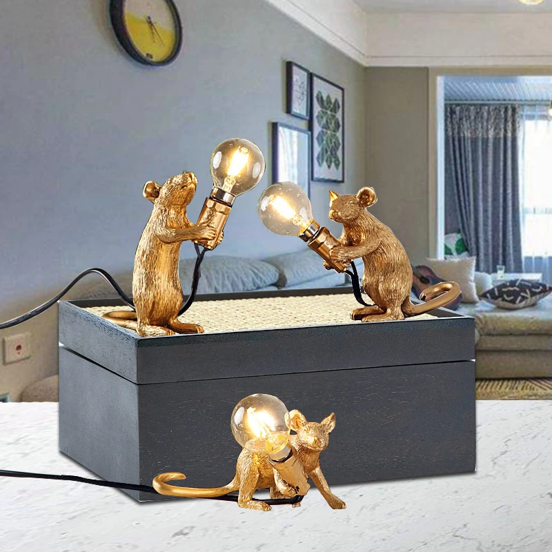 

Rat Mouse Table Lamp Mini Mouse Cute LED Night Lights Home Decor Small Desk Light Nordic Resin Animal Fixtures Bedside Luminaire