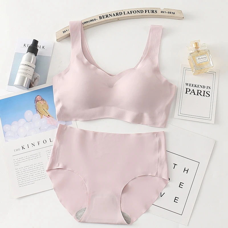 

Lyprerazy Women bras set Cotton Comfortable Sport Bra Set Girls training Bra with Panty Cute Sexy Set brassiere