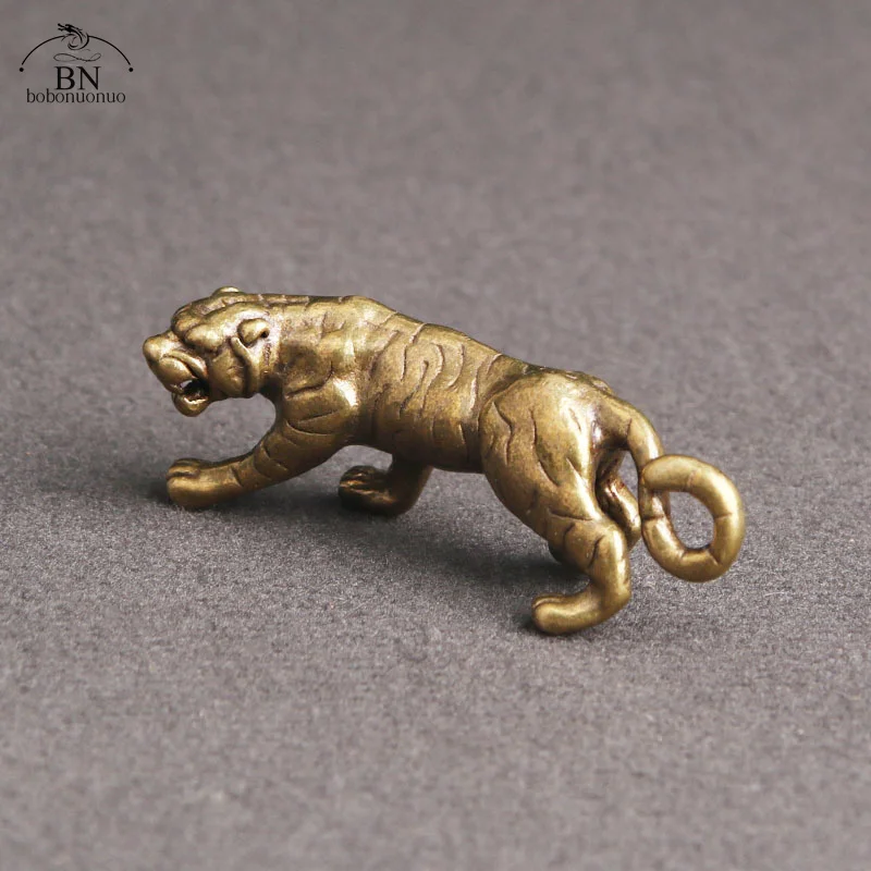 Цепочка для ключей с подвеской в виде тигра из чистой меди