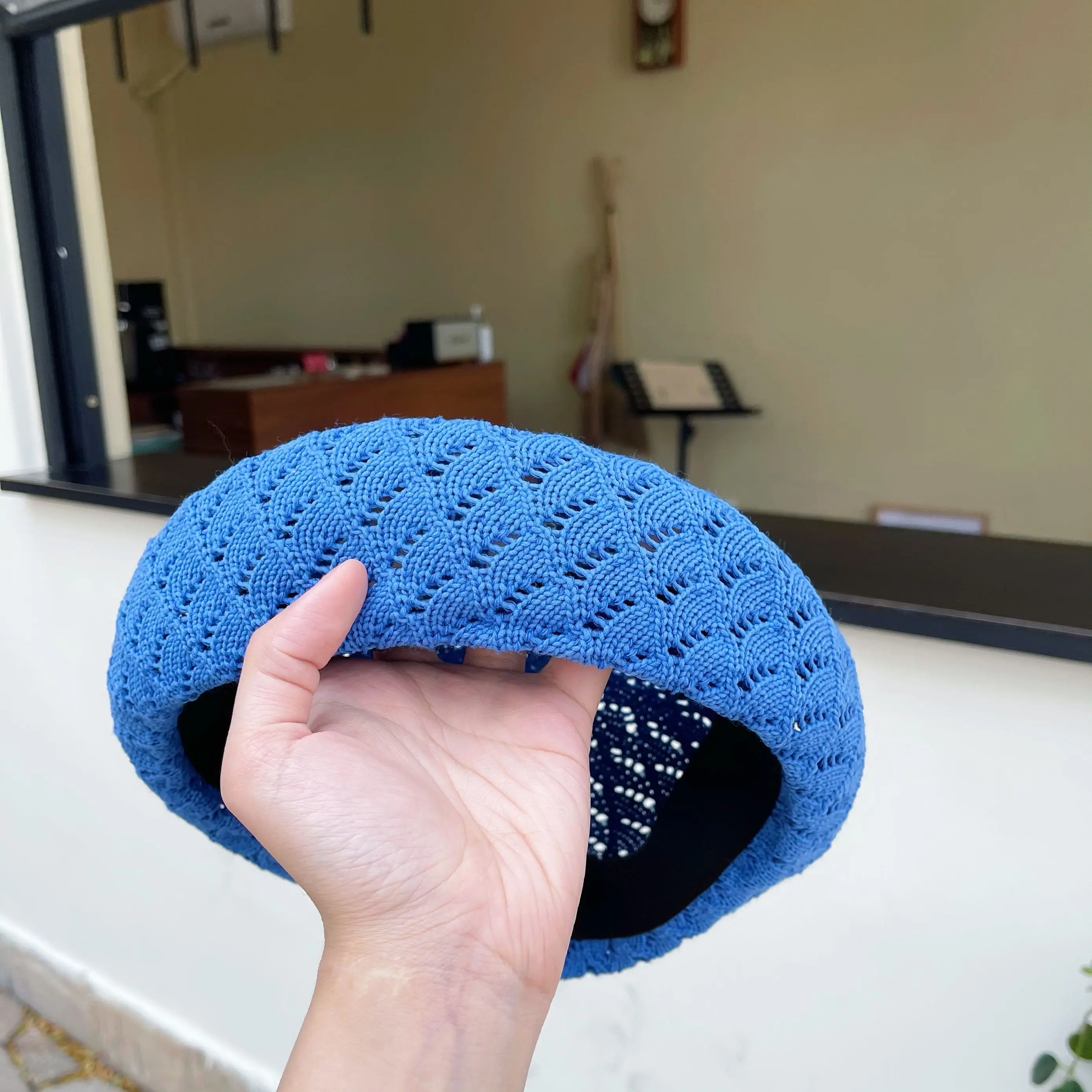 

Romantic French cream cut out lace texture straw woven breathable solid women's outdoor travel summer Beret