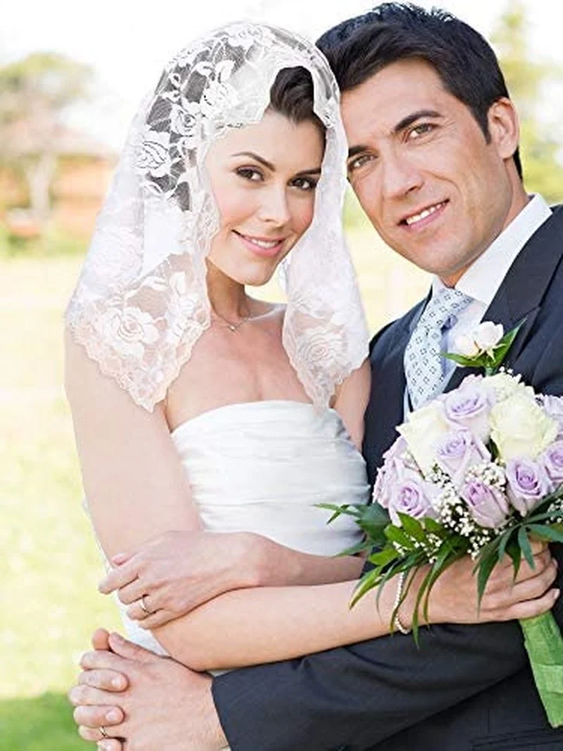 

1 Pieces Floral Lace Veils Head Covering Latin Mass Mantilla Veils Short Scarf for Bridal Women