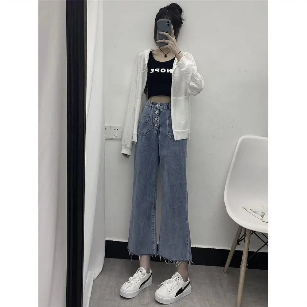 

High waisted classic breasted jeans for women's school season