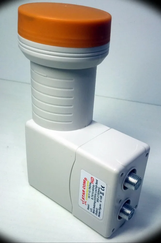 QUAD LNB Лучший сигнал Full HD универсальный KU группа single LNB, Twin LNB и Quad LNB из водонепроницаемого материала с высоким коэффициентом усиления низкий уровень шума спутниковый LNB - Цвет: QUAD LNB
