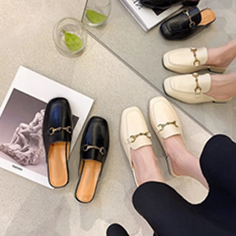 

Women's Slippers PU Leather Metal Chain Mid Heels Ladies Solft Muller Square Toe Fashion Non Slip Female Footwear 2021 Summer