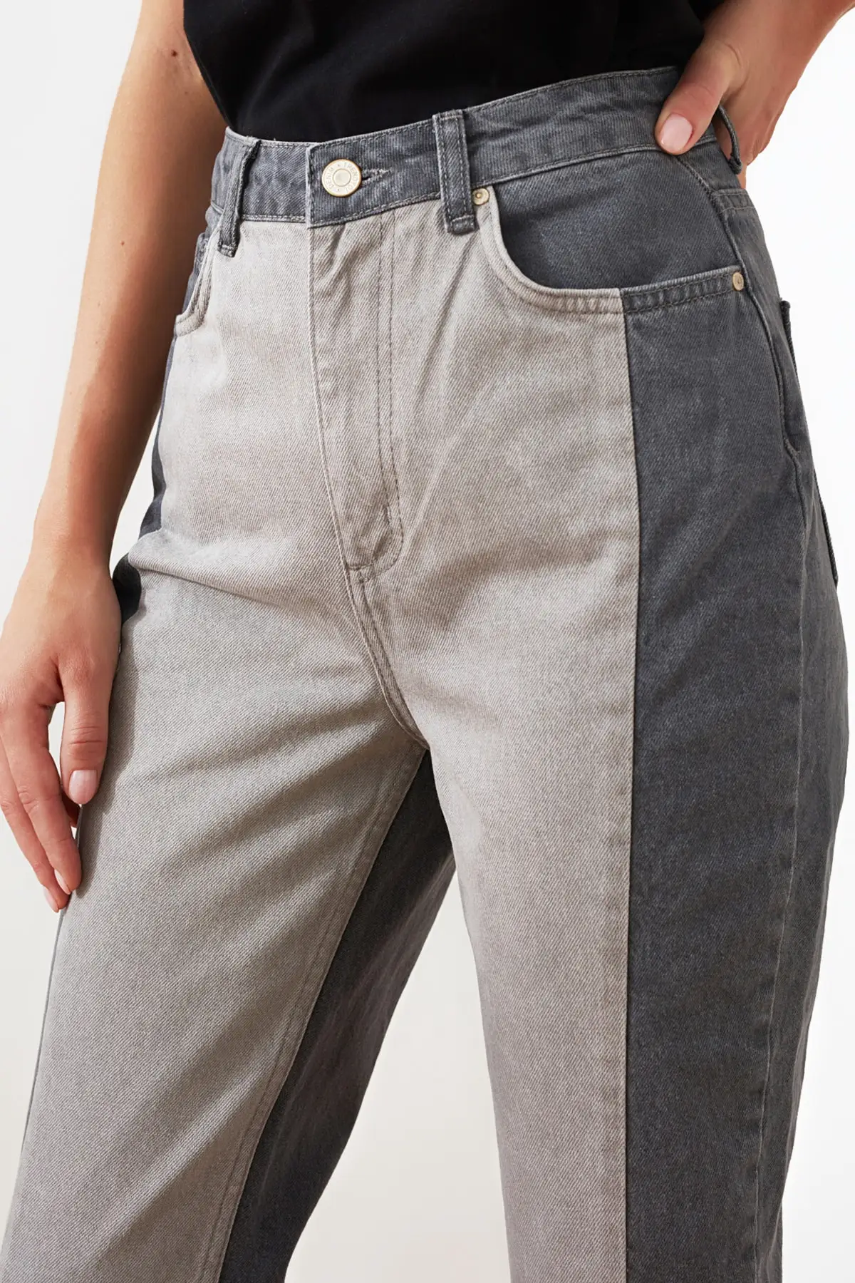 

Trendyol Blocky High Bel Mom Jeans TWOSS20JE0080 Jeans Trousers Casual Denim Outerwear Blue Streetwear Vintage Women Fashion