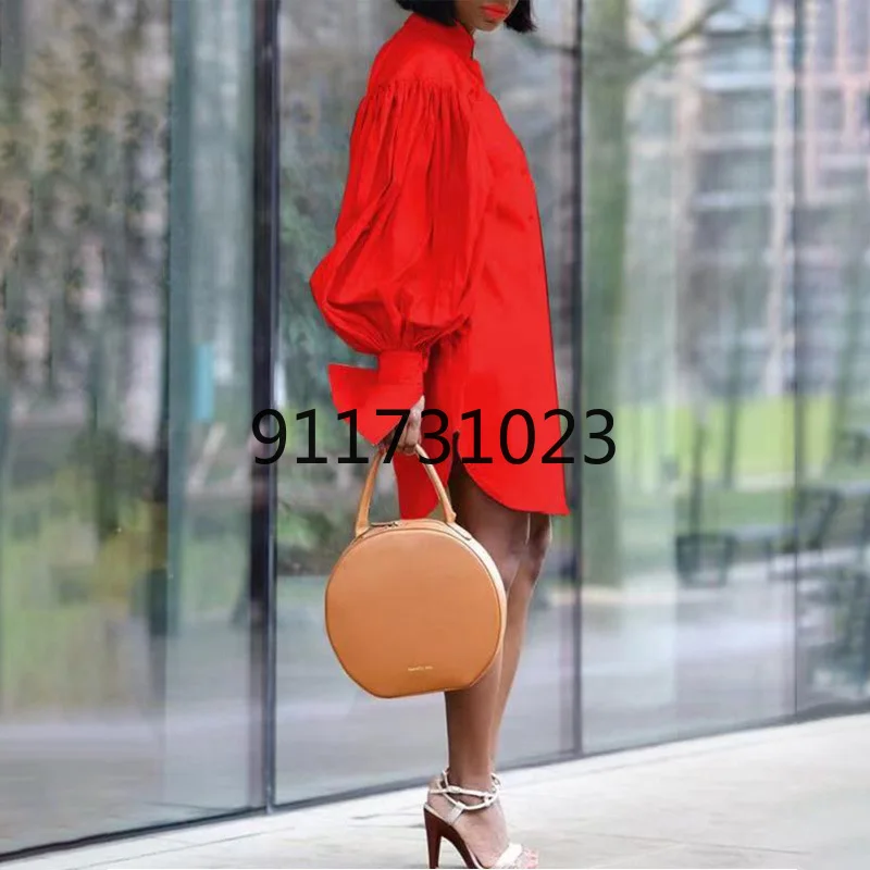 Платье средней длины с рукавами-фонариками на пуговицах | Тематическая одежда и