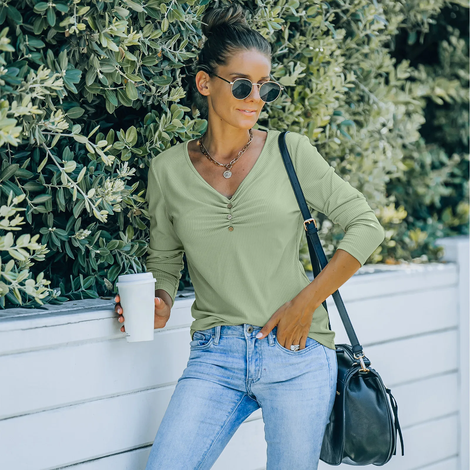 

Autumn Long Sleeve Button V-Neck T-Shirt Women 2021 Loose Fashion Brand Winter T Shirt Lady Simple Casual Soft Tops