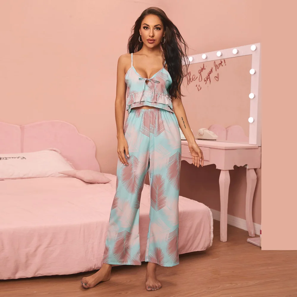 Tropical Print Pajamas Set Ruffle Hem Loungewear Satin Cami Top and Panty Tie Front Sleepwear Soft Home Suit
Tropical Print Pajamas Set Ruffle Hem Loungewear Satin Cami Top and Panty Tie Front Sleepwear Soft Home Suit