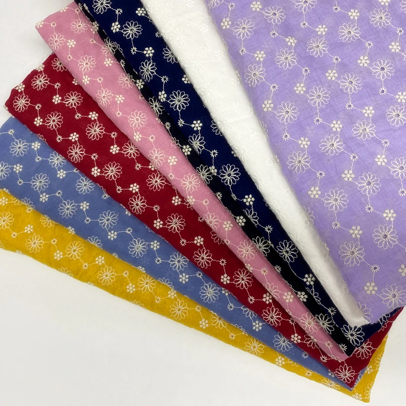 

Цветная ткань из чистого хлопка с вышивкой в виде снежинок, для одежды, для рукоделия, декоративная ткань шириной 135 см, 1 ярд