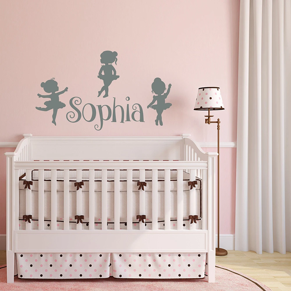 Виниловая наклейка на стену с изображением девушки маленькой балерины