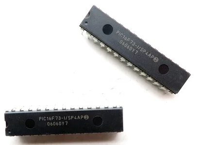 

5PCS New PIC16F73-I/SP DIP28