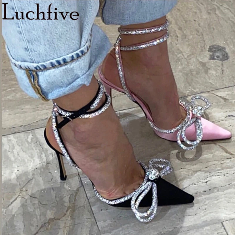 Босоножки женские блестящие с бантиком заостренный носок ремешок на щиколотке