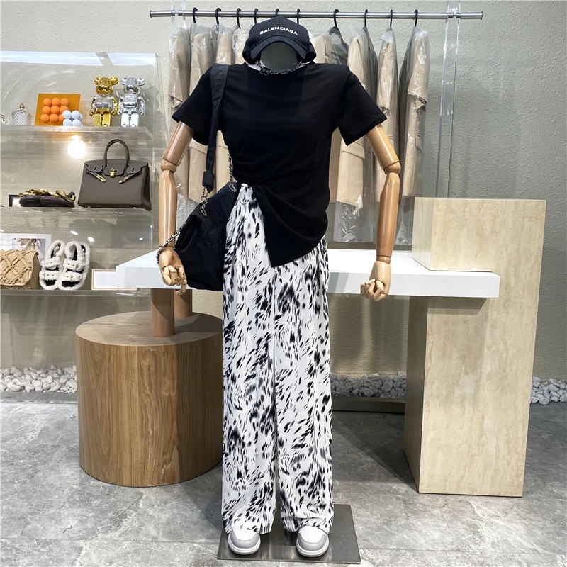 

Брендовый оригинальный дизайн 2021, Модные свободные драпированные повседневные брюки с высокой талией и черным принтом, черная тонкая футбо...