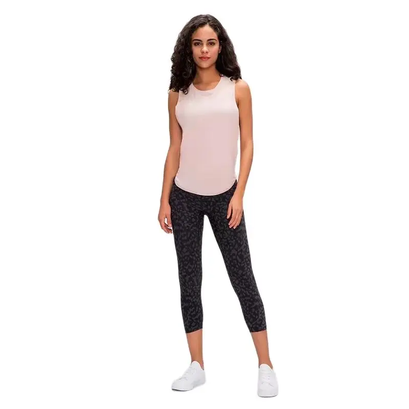 

2021 New Yoga Vest T-shirt Women's Fitness Running Fashion Strap Fast Drying Breathable Loose Sleeveless Blouse