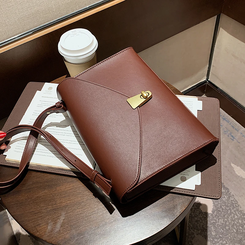 

Нишевая дизайнерская сумка-мессенджер в стиле ретро, квадратная сумка большой емкости, сумка для подмышек, сумка двойного назначения, ширин...