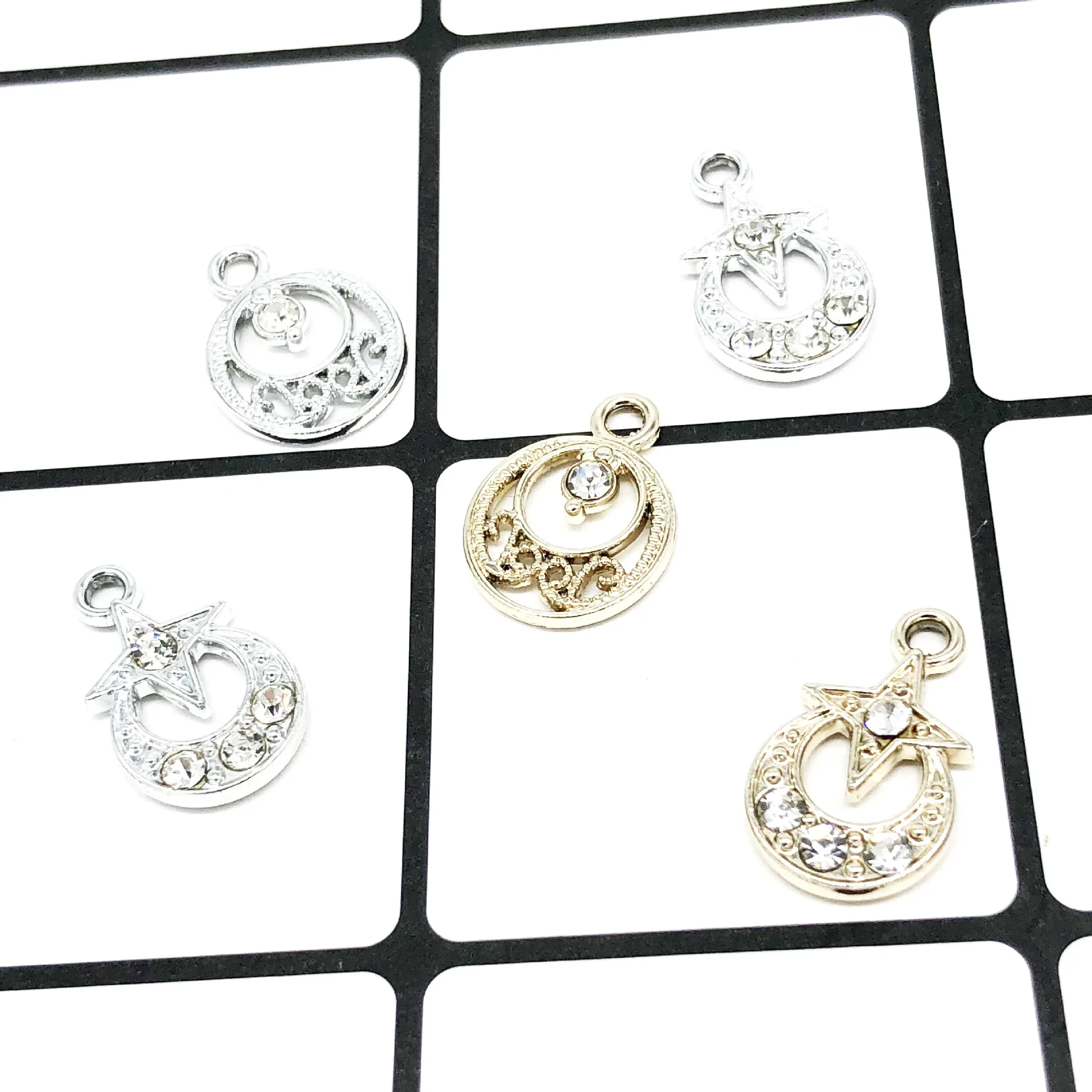 20PCS New Arrival Gold Silver Color Round Charm Pendant With Rhinestone Pendants For Bracelet DIY Jewelry | Украшения и