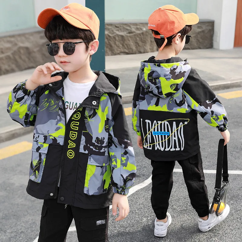 

Boys autumn 2021 fashion coat children's hooded Lapel spring and autumn windbreaker fashion cool letter printed coat 7-12 years