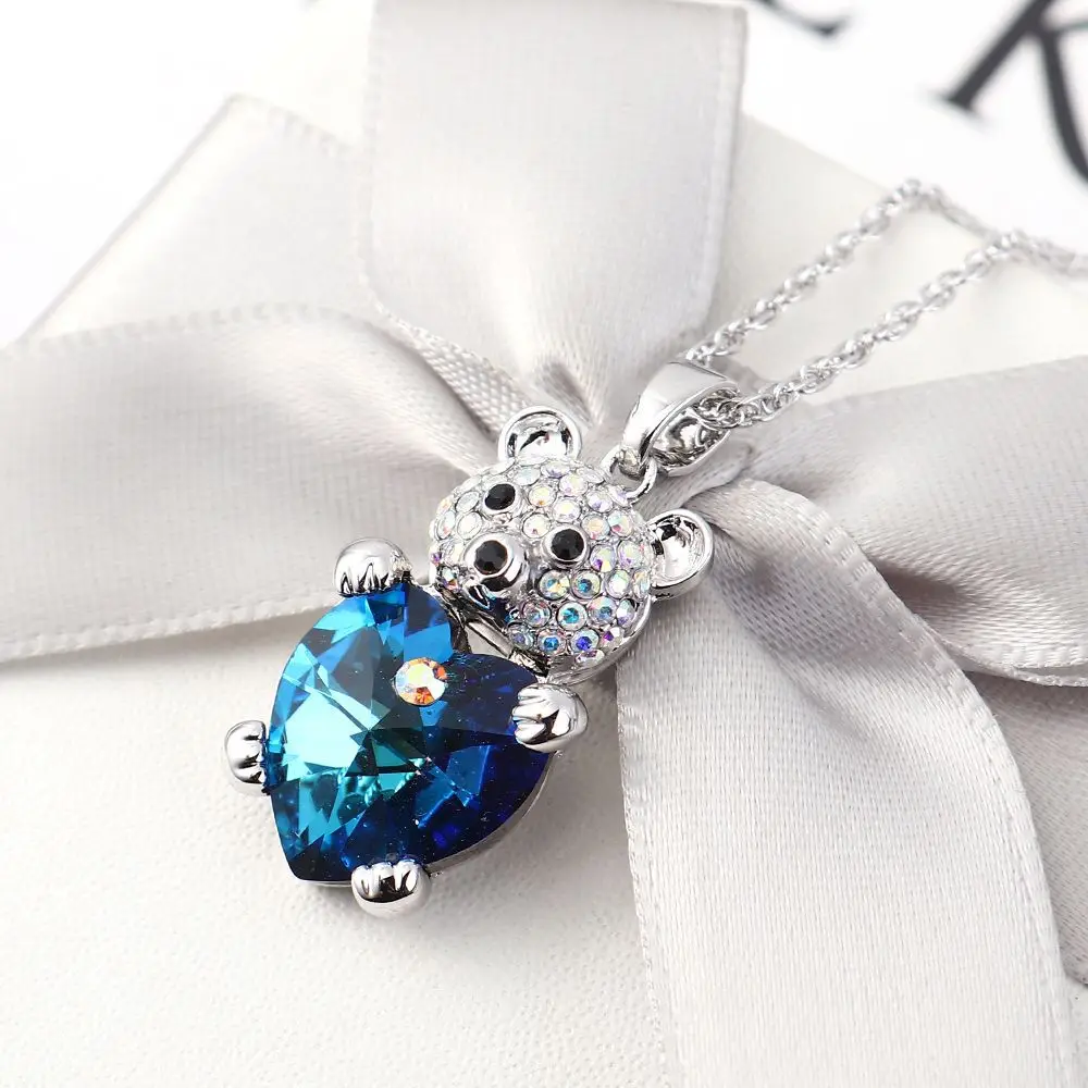 

CN2104 European and American cartoon cute diamond Bear Pendant Crystal Necklace