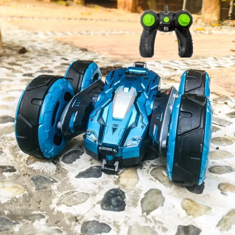 2 4G двухсторонний трюковый Радиоуправляемый автомобиль 4WD вращающийся на 360 °