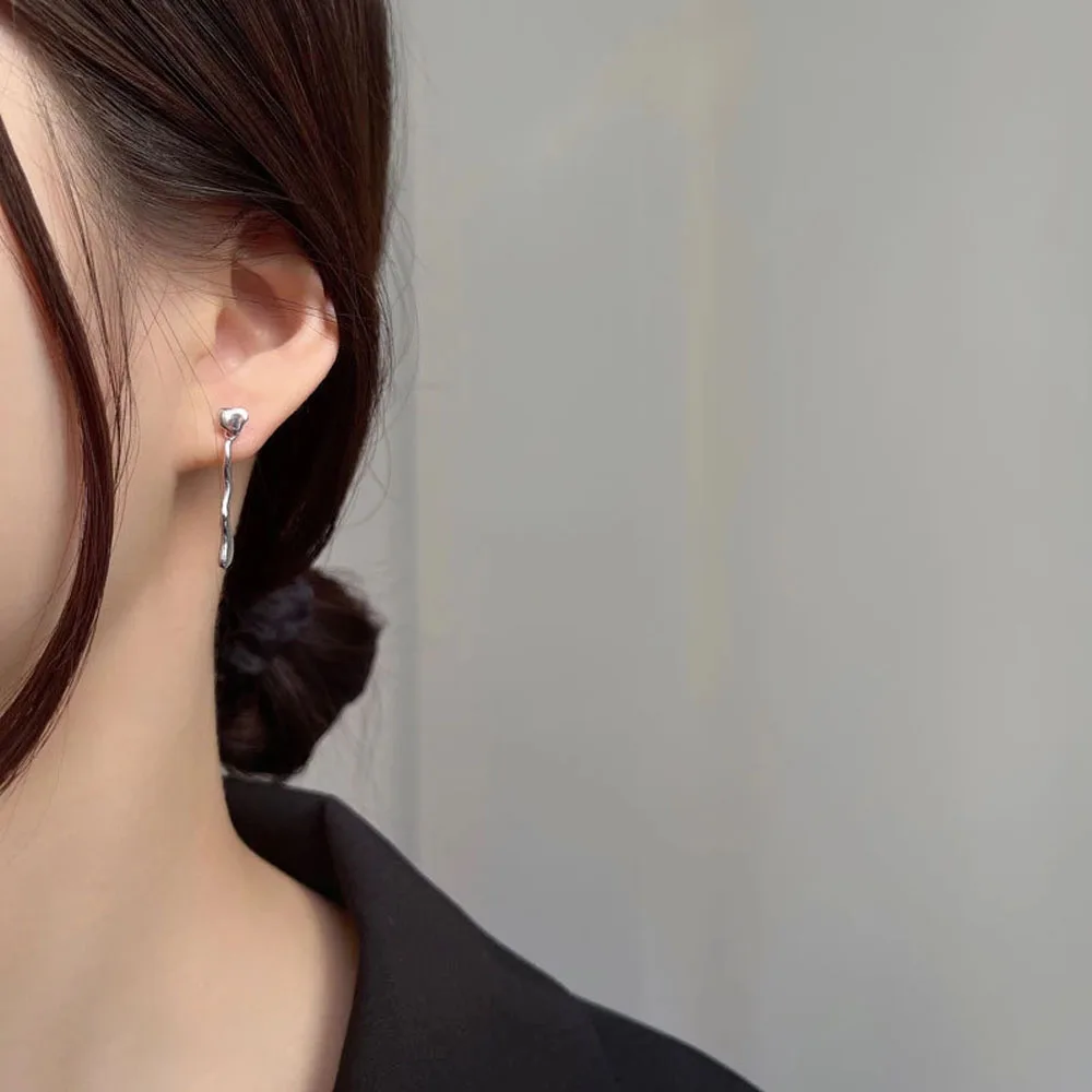 

In 2021,Simple Geometric Fashion And Personality Temperament Women Stud Earrings Exquisite Jewelry Accessories
