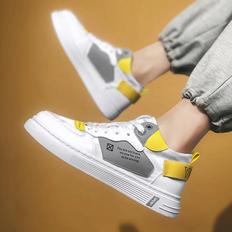 Men Skateboarding Shoes Fashion Light Casual Shoes Male Sports and Leisure Hard-wearing White Autumn 2021 New Men's Sneakers