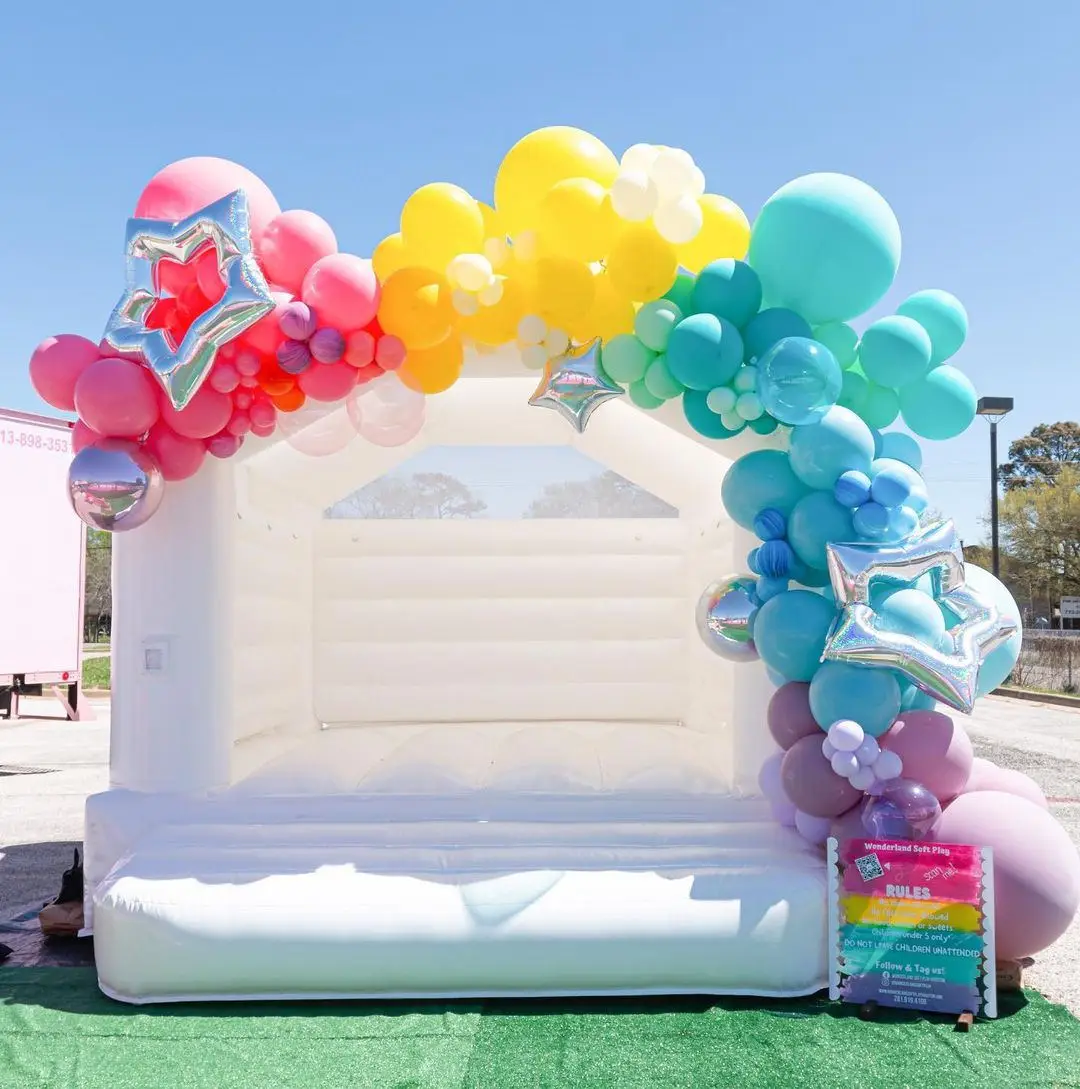 Заводская цена оптовая продажа Белый Свадебный надувной батут-замок FUNWORLD батут