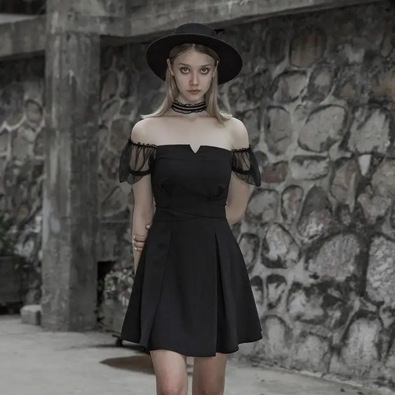 Женское мини-платье с квадратным вырезом и кружевным чокером PQ525 в стиле панк