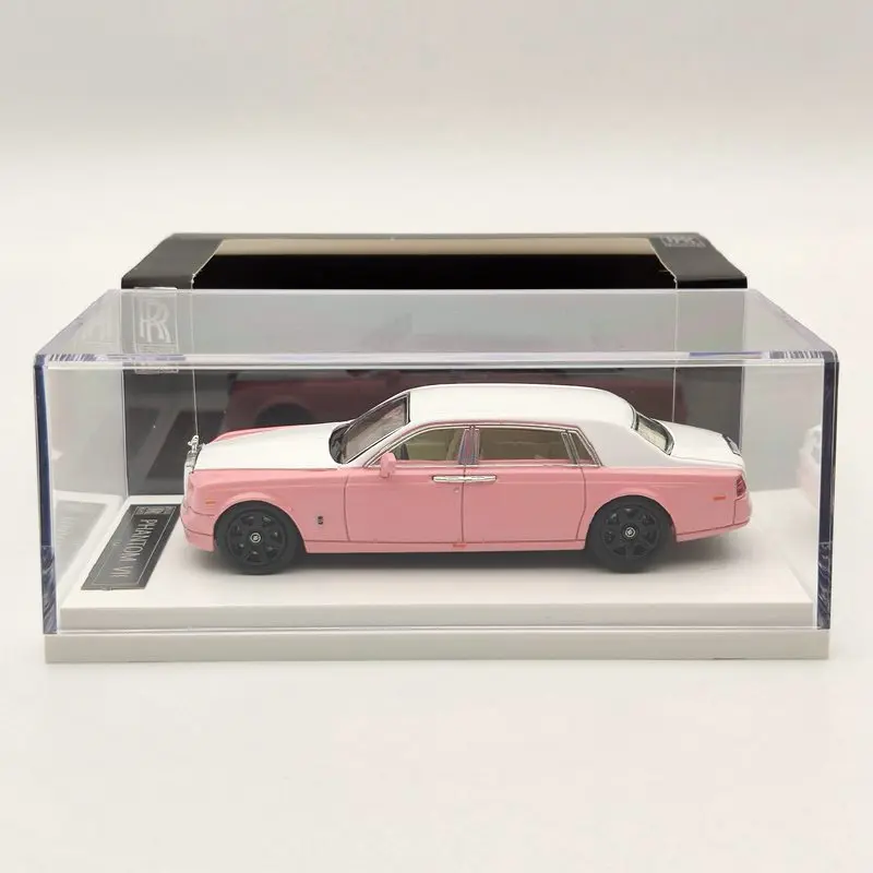 Коллекционные модели автомобилей из коллекции лимитированного выпуска розового