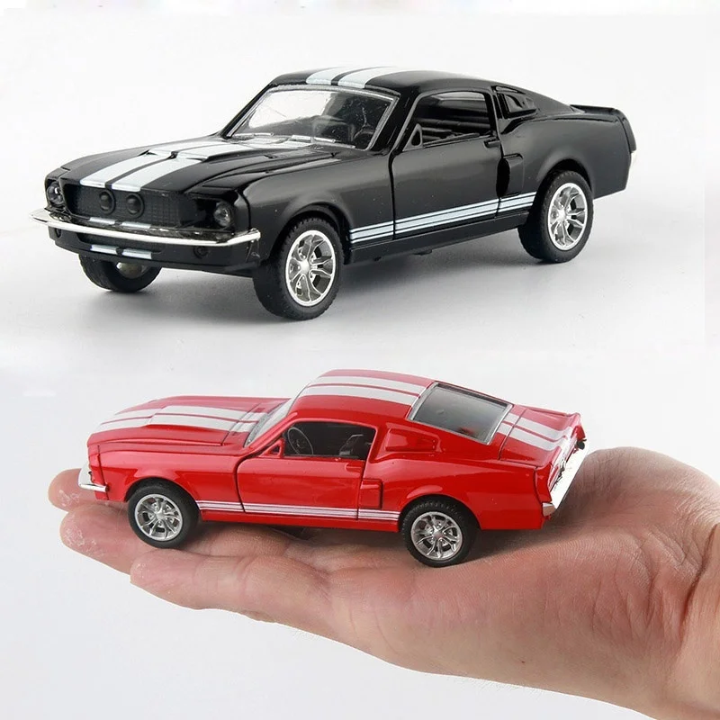 Ретро модель Ford Mustang 1/32 из сплава под давлением автомобиль с откидной крышкой