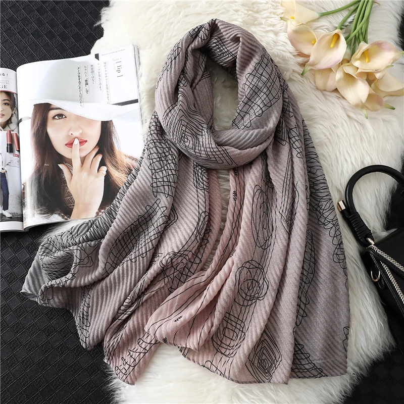 Мода женский шарф в полоску crinkle hijabs Дамская повязка на голову хлопковые зимние теплые шарфы мягкий длинный размер fold foulard - Цвет: pink