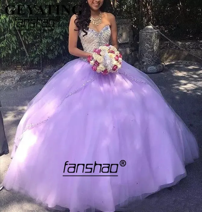 Сиреневое платье Quinceanera блестящее бальное с кристаллами и бусинами 16 лет платья