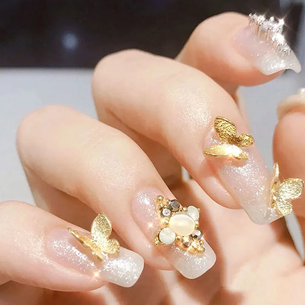

1Box 3D Butterfly Nail Art 3D Alloy Butterfly Nail Art Zircon Pearl Metal Manicure Nails DIY Accessories Nail Decoration
