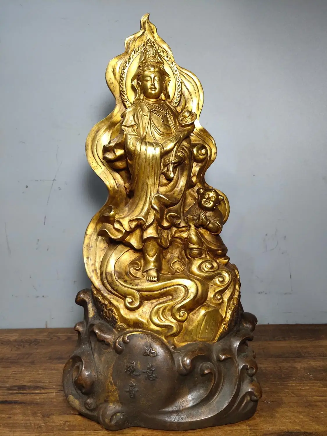 

13 "Тибетский буддистский храм Старый Бронзовый свинка мальчик worshiping Гуаньинь Бодхисаттвы Авалокитешвара Амитабха статуя закрепить Будды