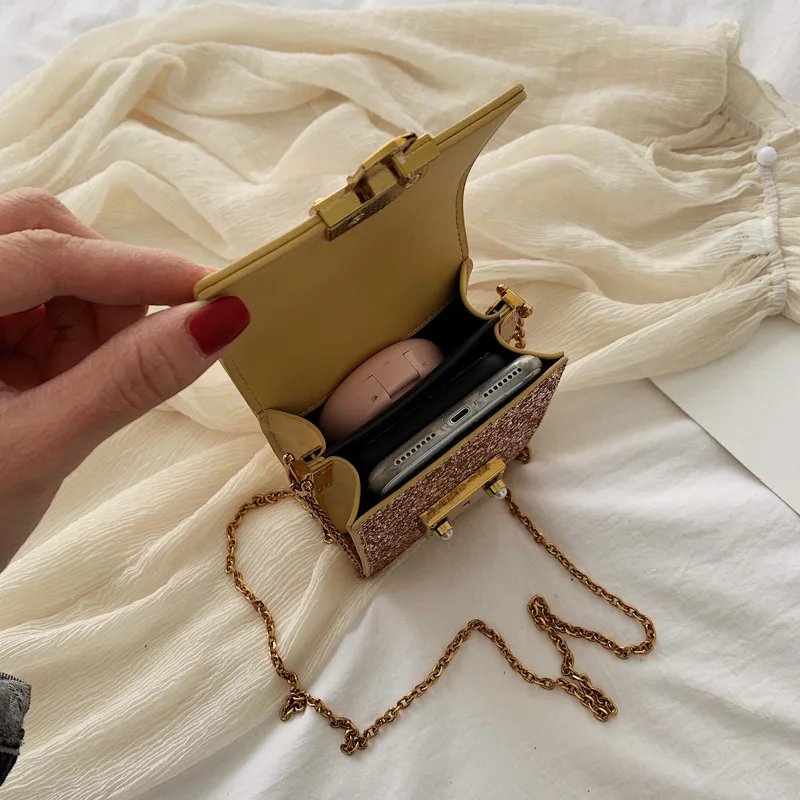 

2019 New Mini Bag Fashion Sequins Chain Bag Wild Vertical High Quality Messenger Bag Convenient Mobile Phone Bag Female HXC259