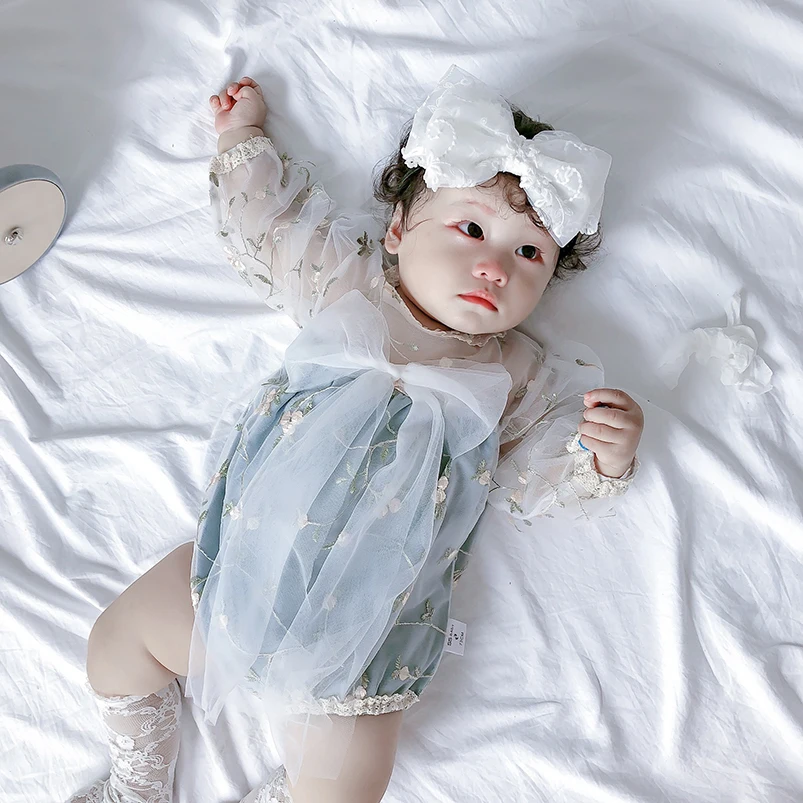 Милый кружевной сетчатый комбинезон с вышивкой и длинными рукавами для