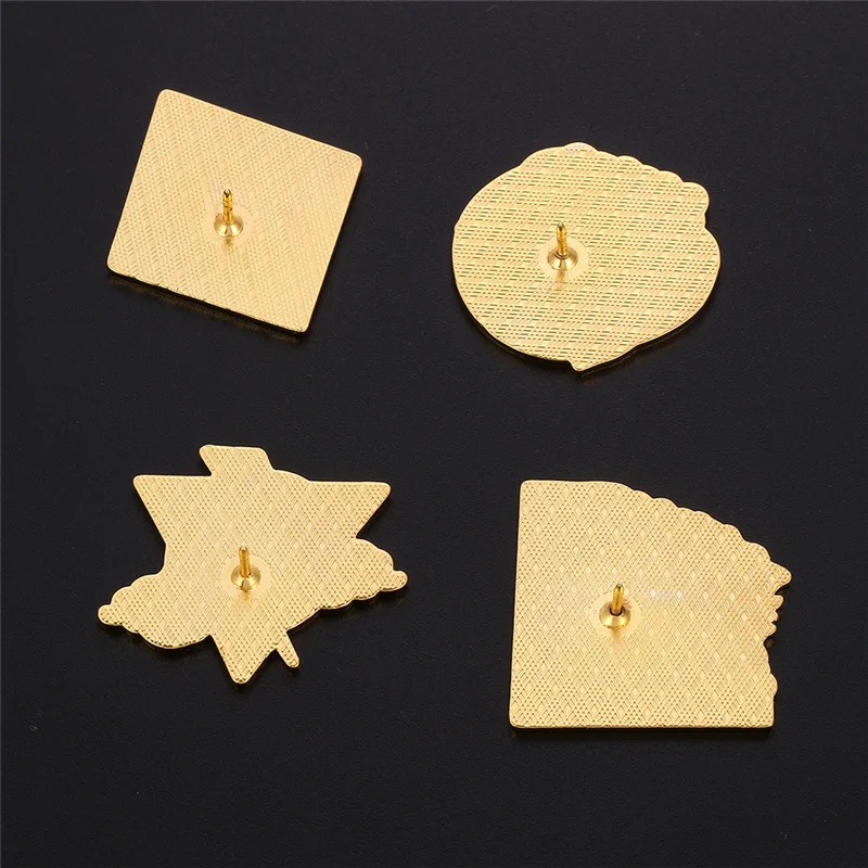 Брошь Kamado Tanjirou Nezuko Agatsuma Zenitsu Tomioka Giyuu Hashibira Inosuke с эмалью