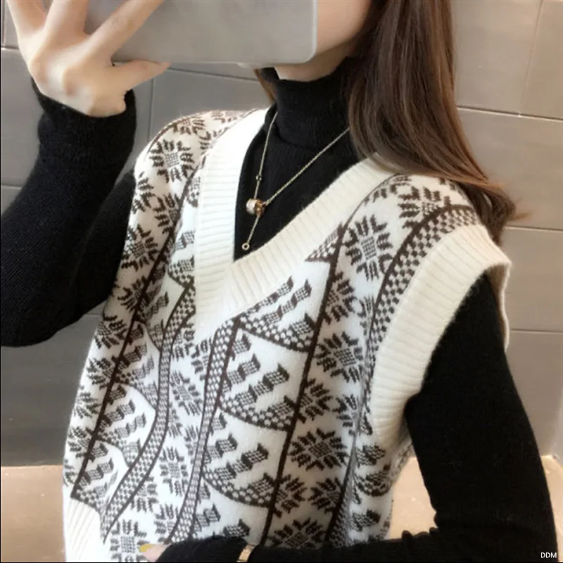 

Retro V-neck Knitted Vest 2022 Autumn And Winter New Women's Sleeveless Short Pullover Sweater Women's Fashion All-match
