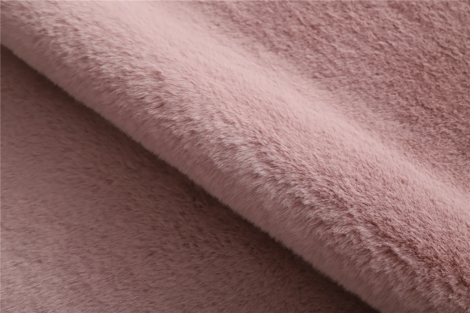 Супермягкий ковер из искусственного кроличьего меха нескользящий напольный