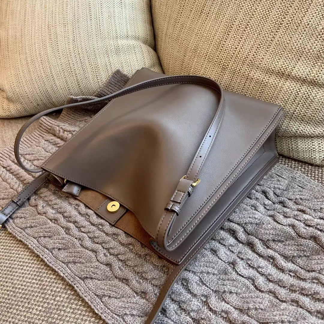 

Cowhide Tote bag 2021 new shoulder bag women's fashion messenger bag commuter large-capacity leather handbag