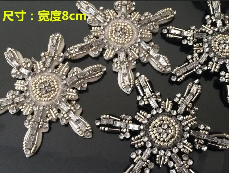 

Вышитая Снежинка из бисера, винтажная вышитая аппликация «сделай сам», футболка, куртка, пальто, свитер, нашивка на сумку, декоративные наши...