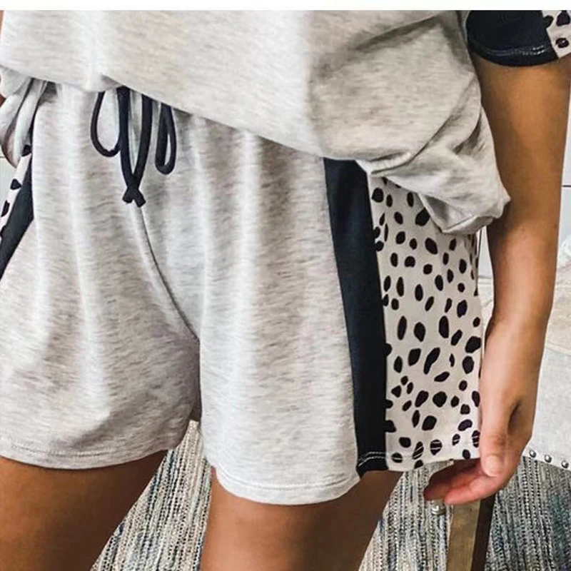 

2021 new leisure sports suit contrast stitching ladies pajamas short-sleeved shorts suit