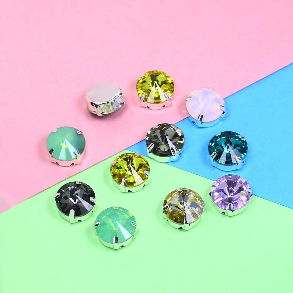 Круглые стразы Rivoli прозрачные стеклянные с плоским основанием клей на