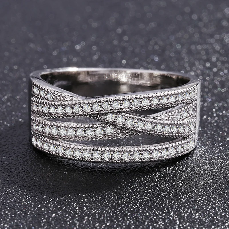 Классическое серебряное обручальное кольцо 925 пробы Дамское Bijoux Cross Cube