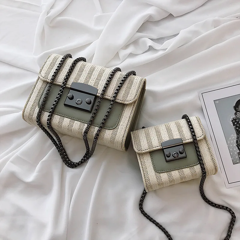 Женская маленькая сумка мессенджер в полоску летняя парусиновая французском