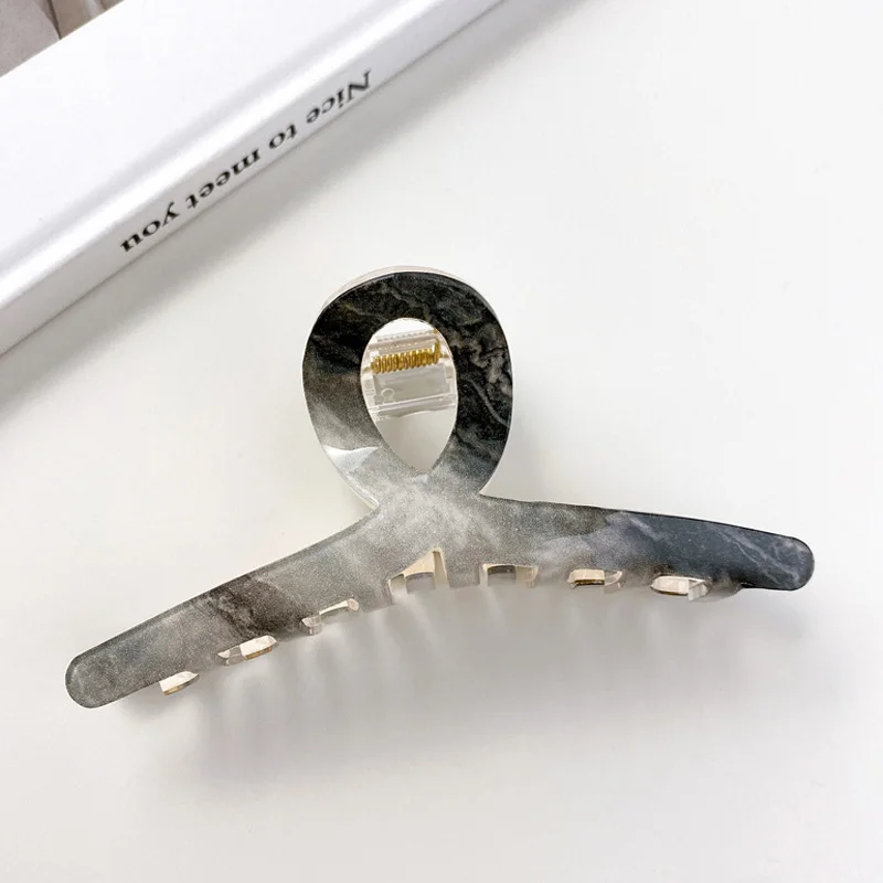 

1PC Girl Hair Claw Women Geometric Hair Clamp Grab Hair Jaw Clip Grip Barrettes Korean Style Hairpin Acrylic Styling Accessories