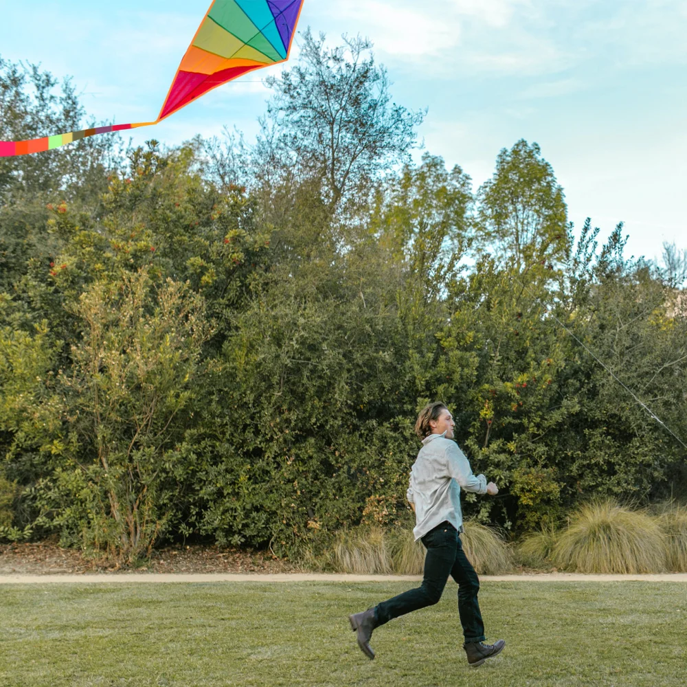 

3 Sets DIY Easy to Fly Long Tail Kites Painting Blank Kites with Swivel Line